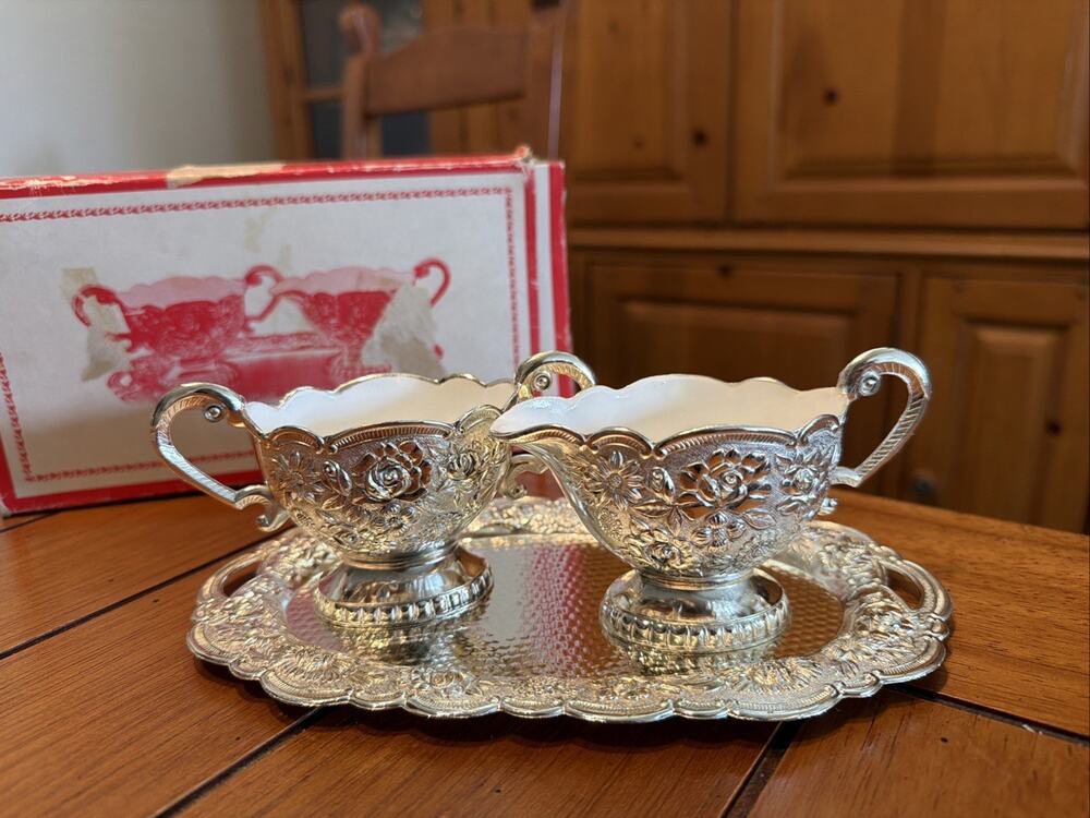 NEW OS Vintage Leonard Silver Plated Floral Sugar/Creamer 2.5” Tray Is 8” Japan